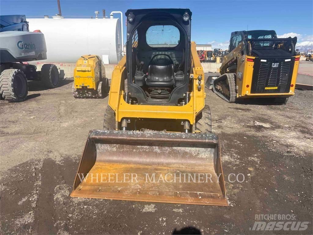 CAT 226D C1-H2 Liukuohjatut kuormaajat