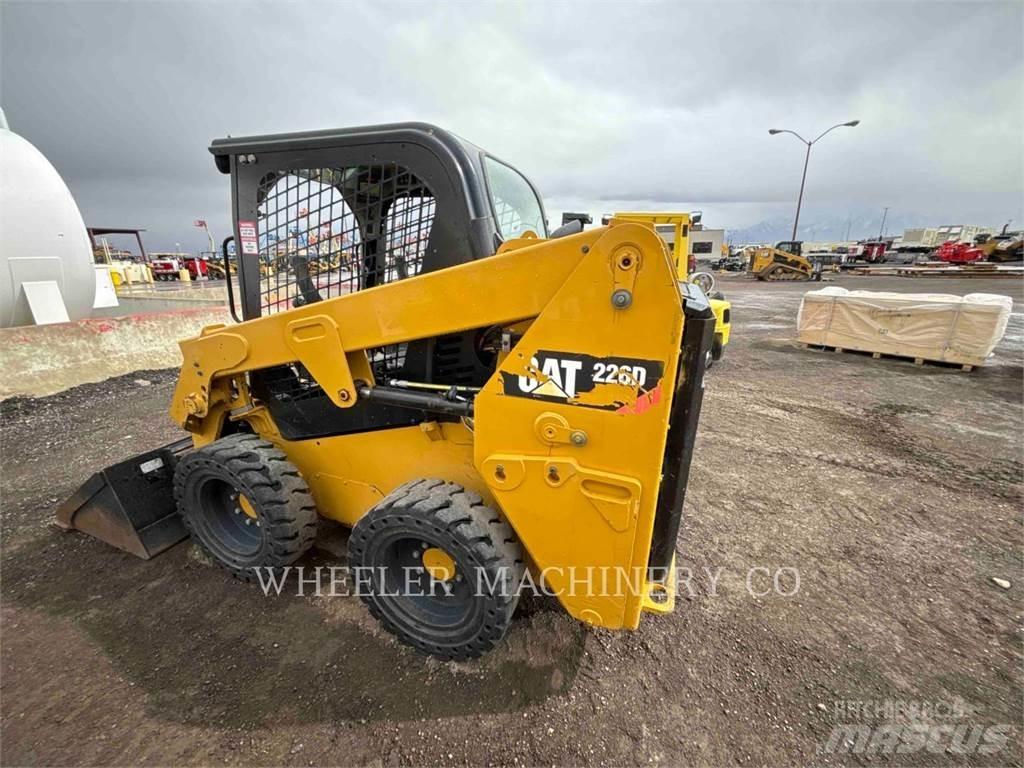 CAT 226D C1-H2 Liukuohjatut kuormaajat