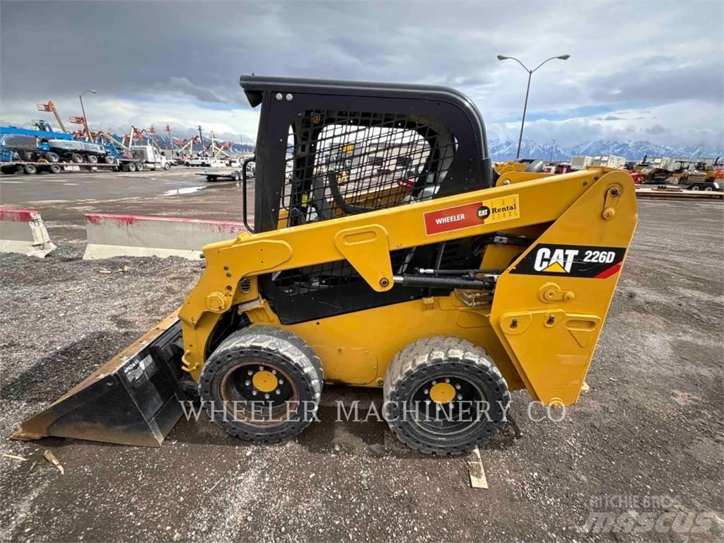 CAT 226D C1-H2 Liukuohjatut kuormaajat