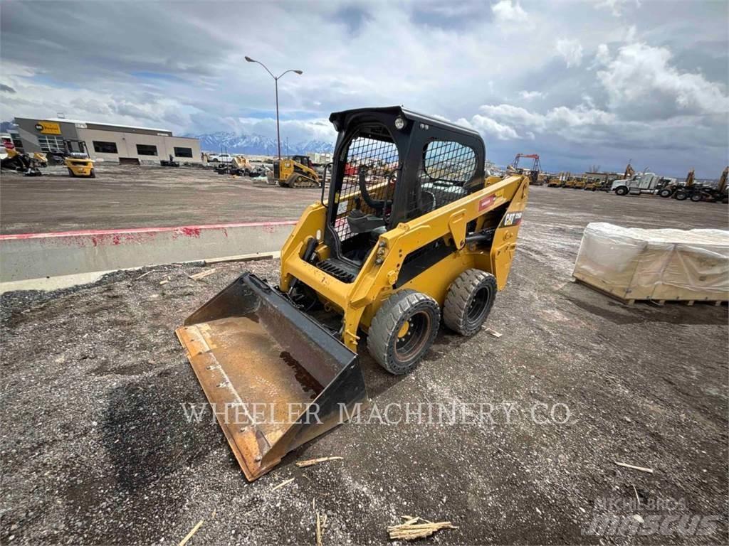 CAT 226D C1-H2 Liukuohjatut kuormaajat