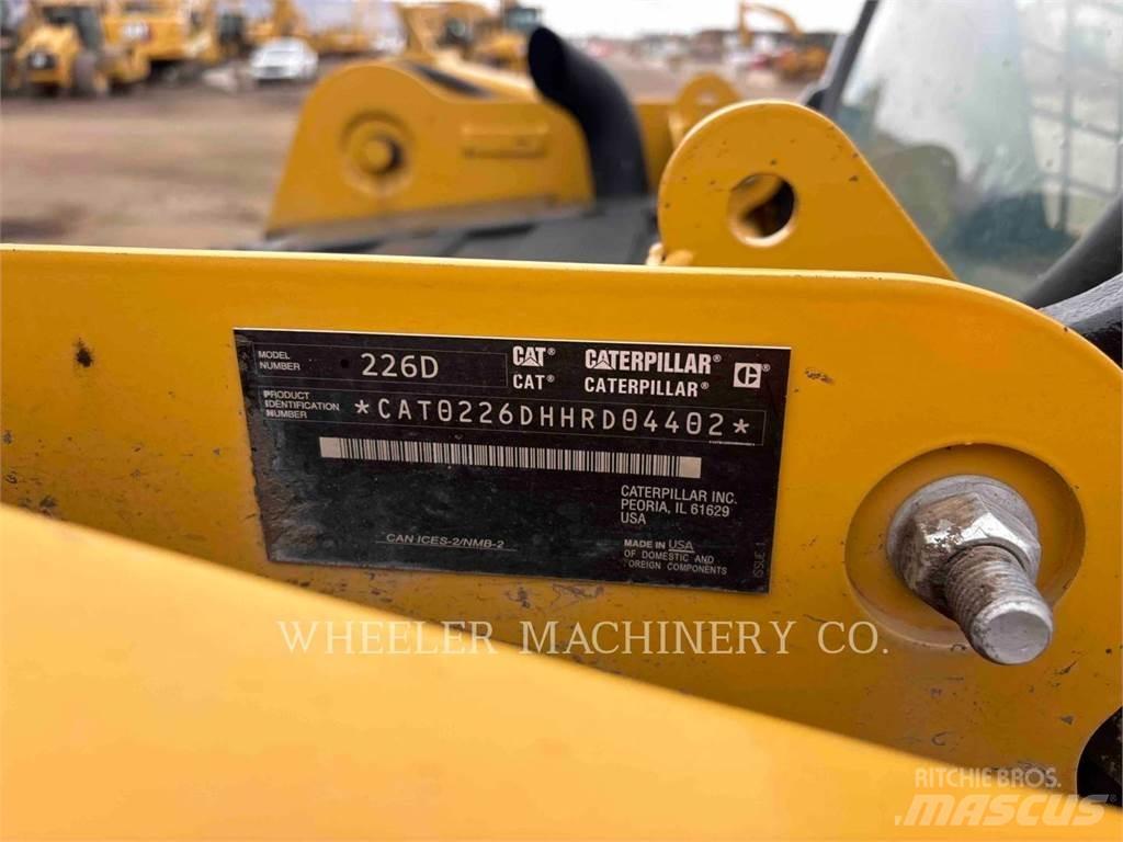 CAT 226D C1-H2 Liukuohjatut kuormaajat