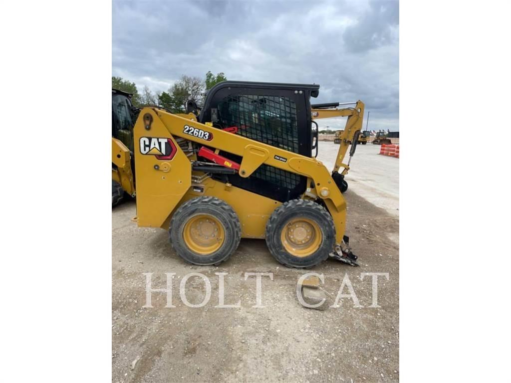 CAT 226D CAB Liukuohjatut kuormaajat