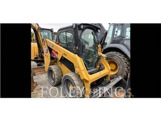 CAT 226D3 Liukuohjatut kuormaajat