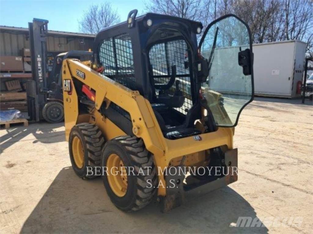 CAT 226D3 Liukuohjatut kuormaajat