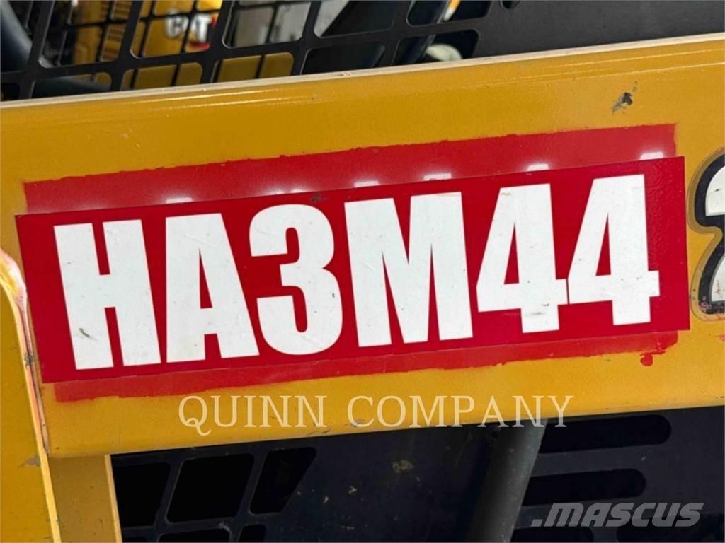 CAT 226D3 Liukuohjatut kuormaajat