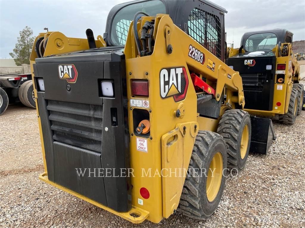 CAT 226D3 C3H2 Liukuohjatut kuormaajat