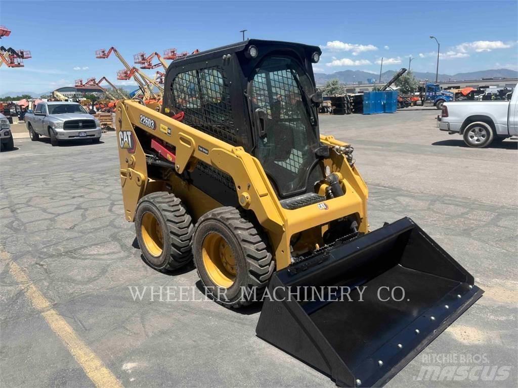 CAT 226D3 C3H2 Liukuohjatut kuormaajat