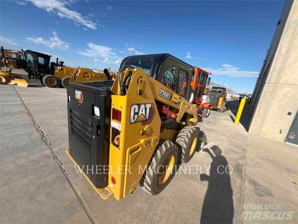 CAT 226D3 C3H2 Liukuohjatut kuormaajat