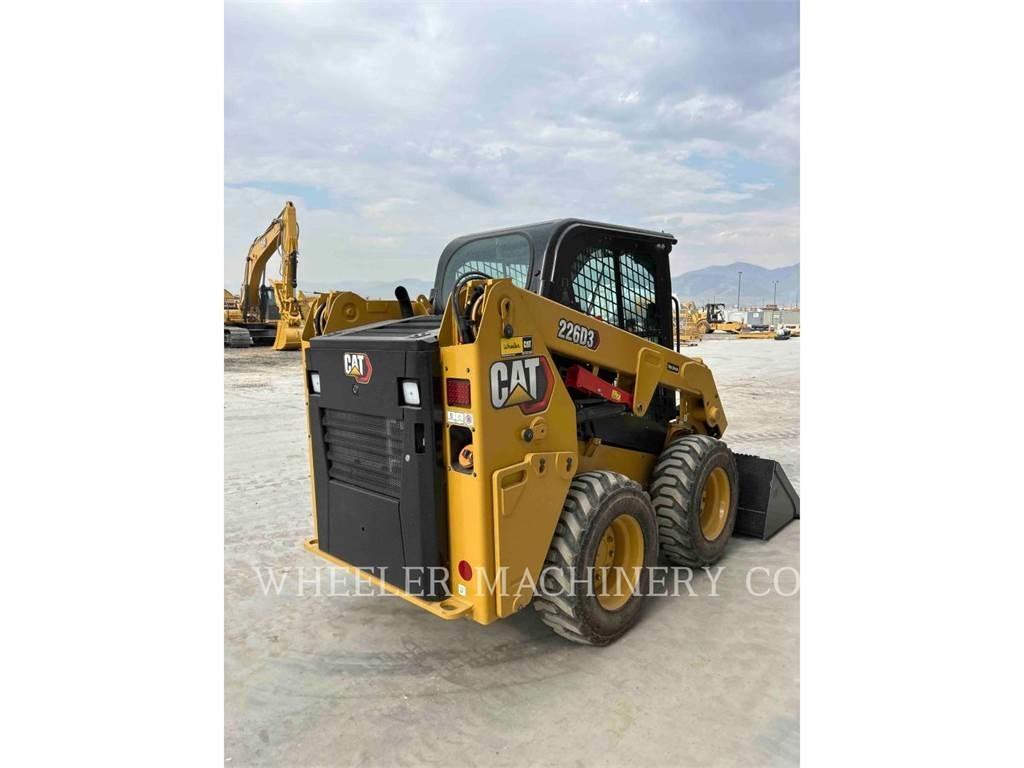 CAT 226D3 C3H2 Liukuohjatut kuormaajat