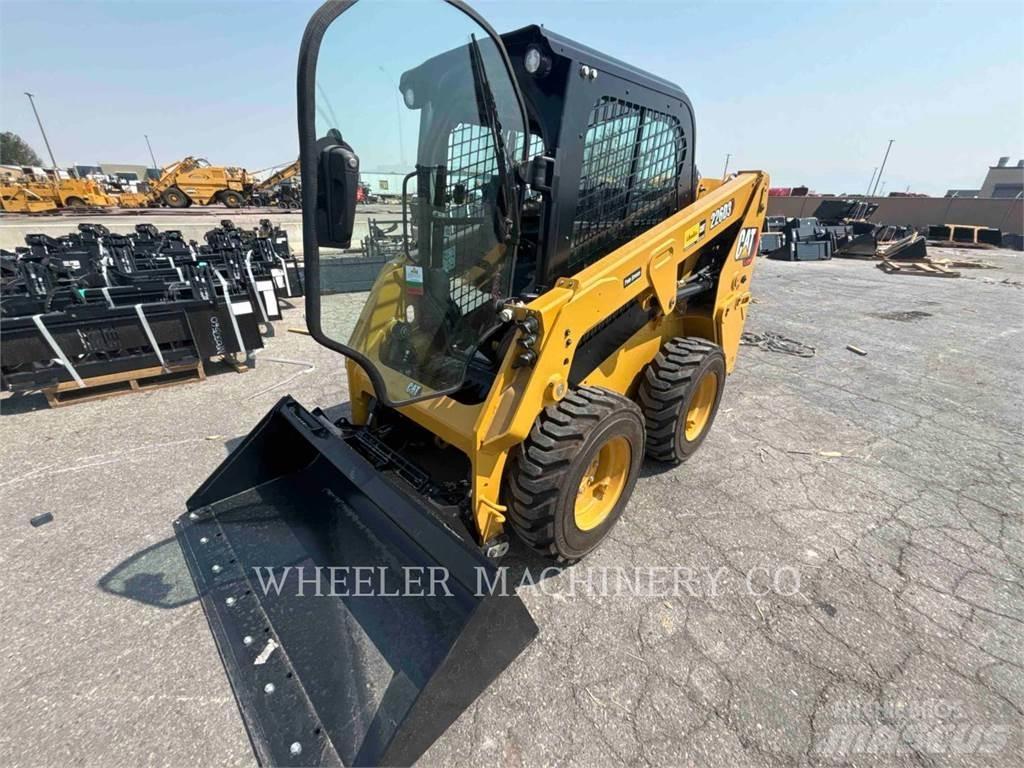 CAT 226D3 C3H2 Liukuohjatut kuormaajat