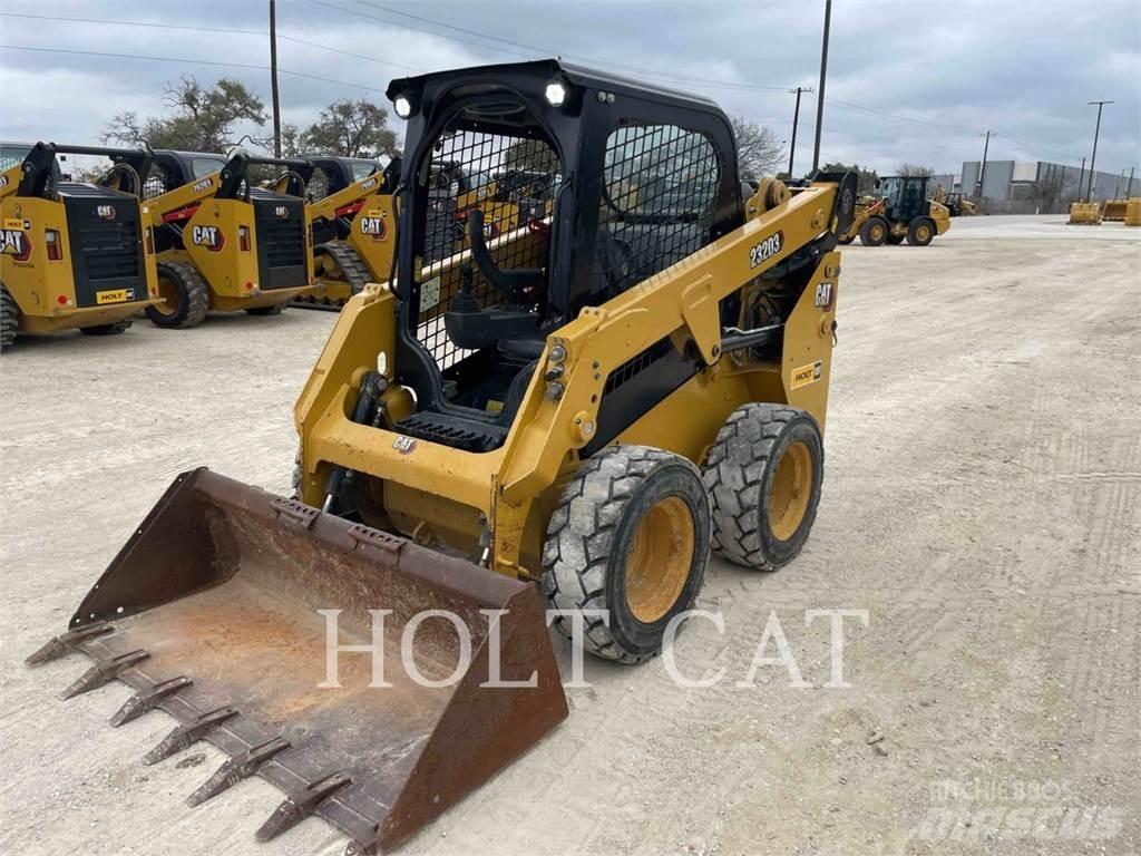 CAT 232D3 Liukuohjatut kuormaajat