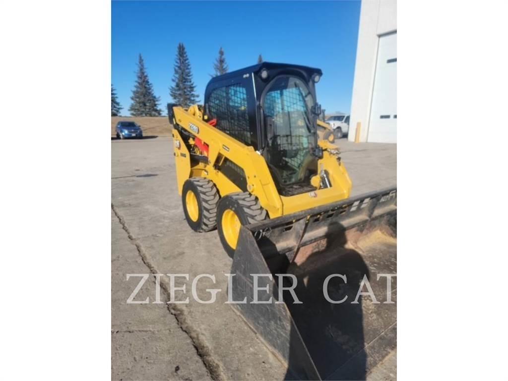 CAT 232D3 Liukuohjatut kuormaajat
