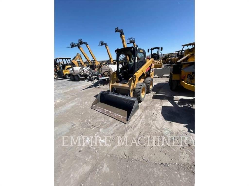 CAT 236D Liukuohjatut kuormaajat