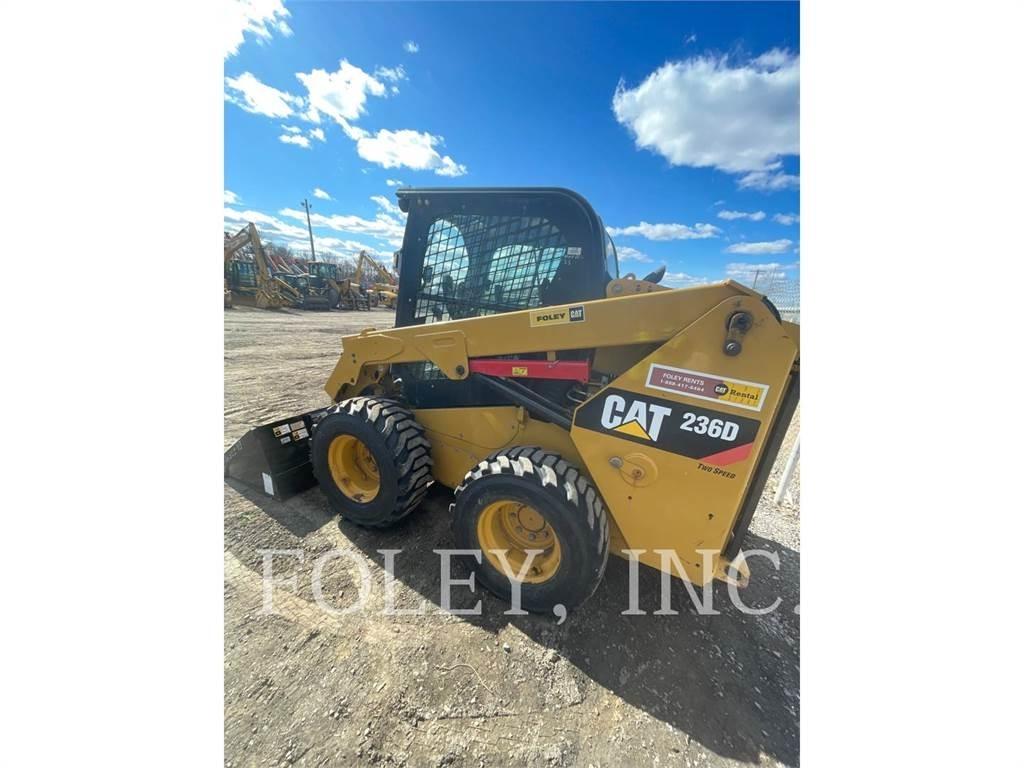 CAT 236D Liukuohjatut kuormaajat