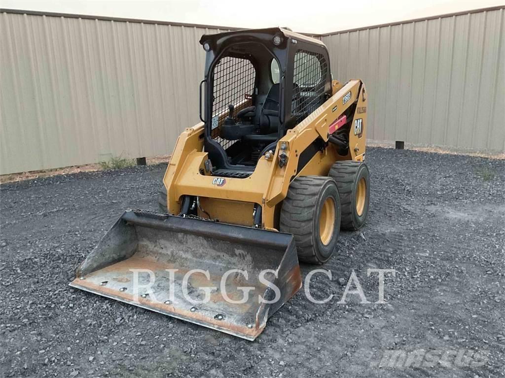CAT 236D Liukuohjatut kuormaajat