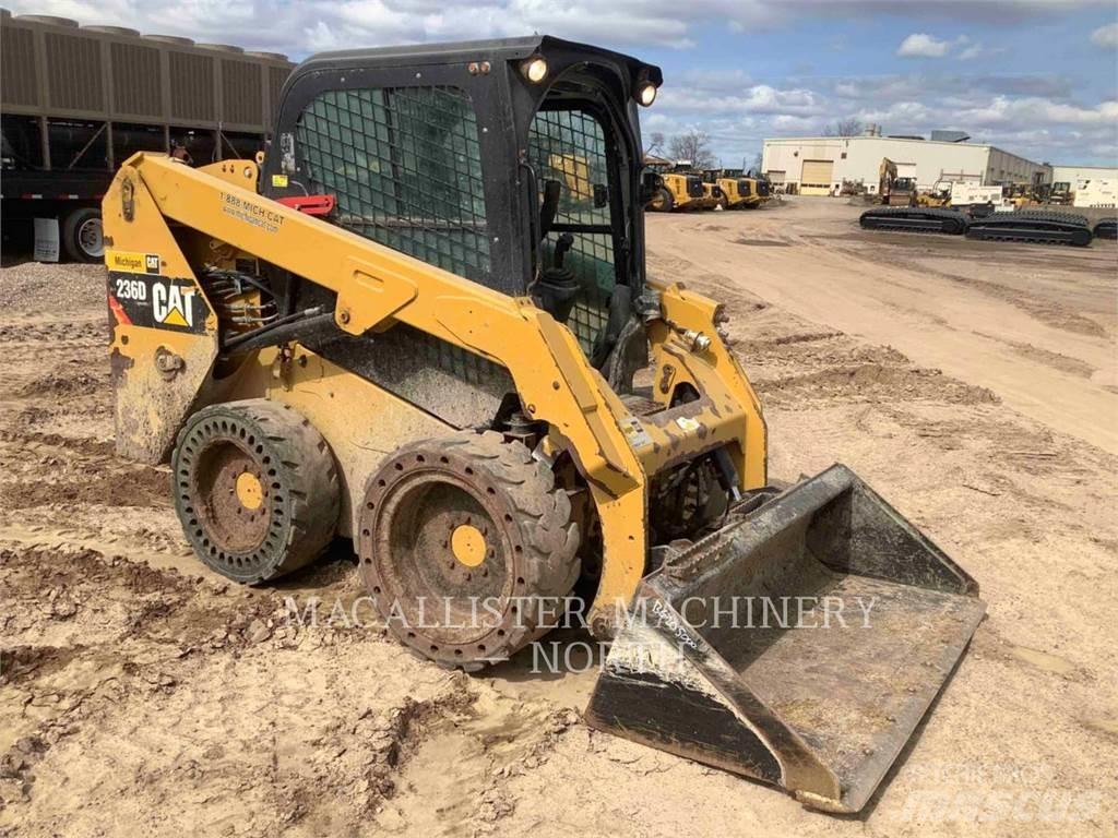 CAT 236D CQ Liukuohjatut kuormaajat