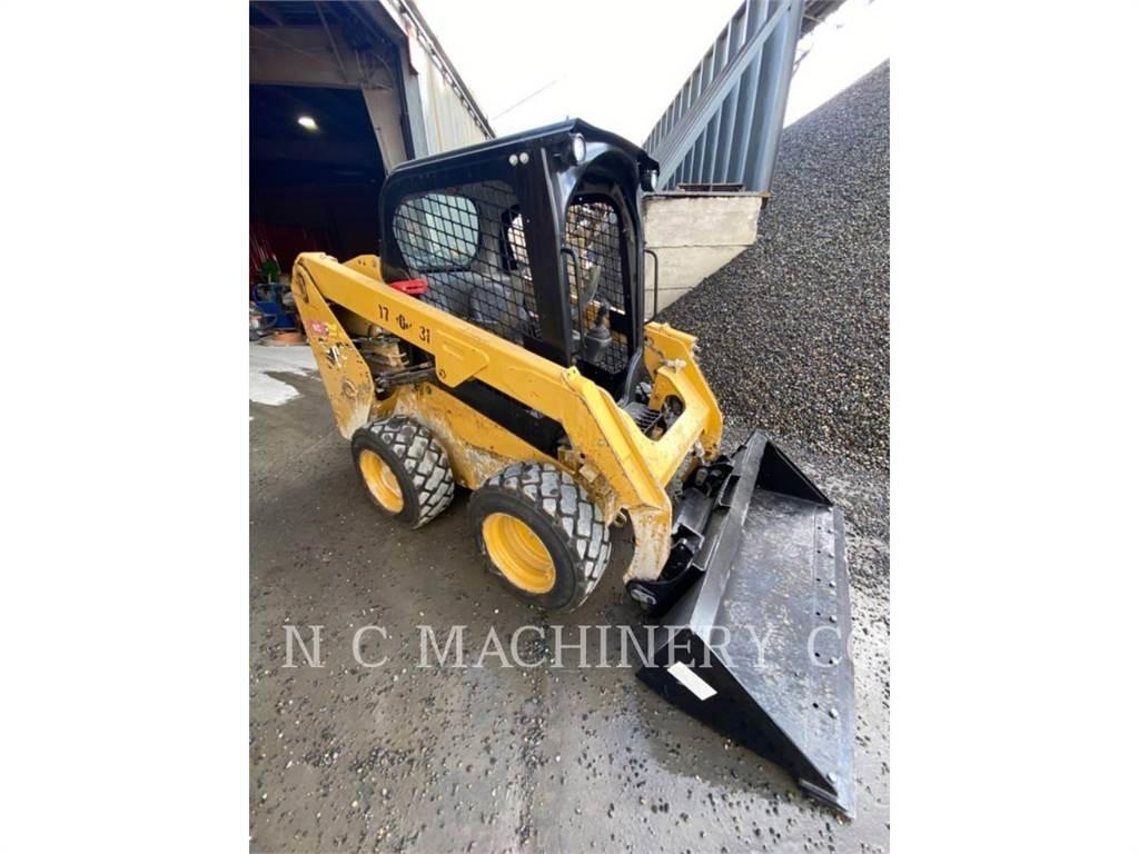 CAT 236D H2CN Liukuohjatut kuormaajat