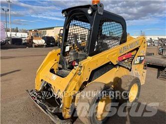 CAT 236D HF Liukuohjatut kuormaajat