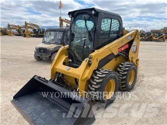 CAT 236D3 Liukuohjatut kuormaajat