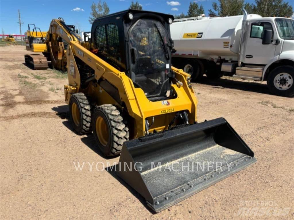 CAT 236D3 Liukuohjatut kuormaajat