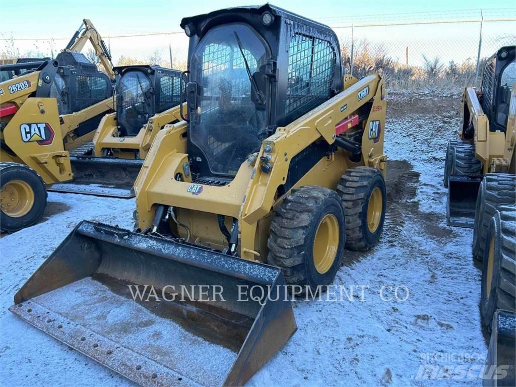 CAT 236D3 Liukuohjatut kuormaajat