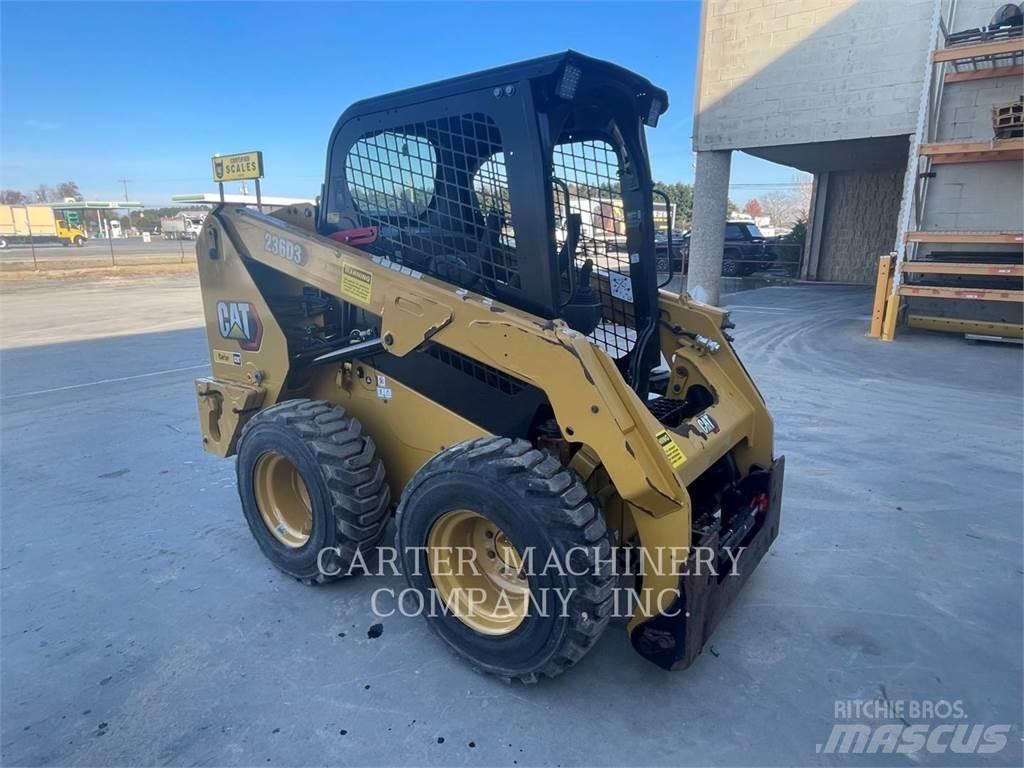 CAT 236D3 Liukuohjatut kuormaajat