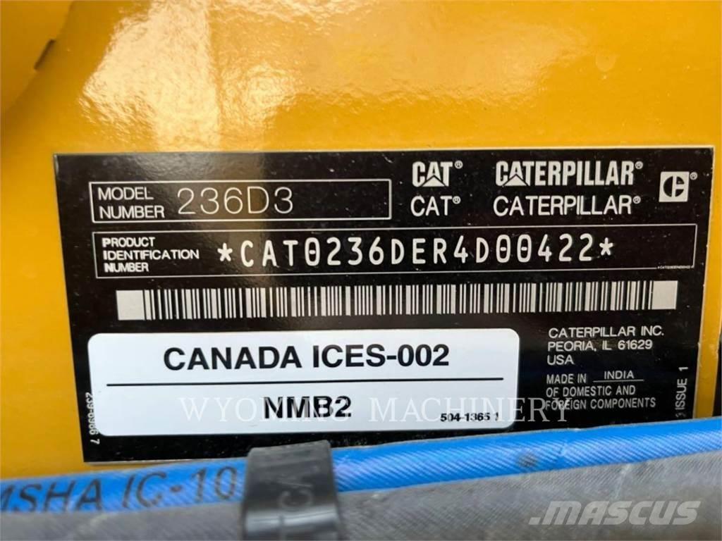 CAT 236D3 Liukuohjatut kuormaajat