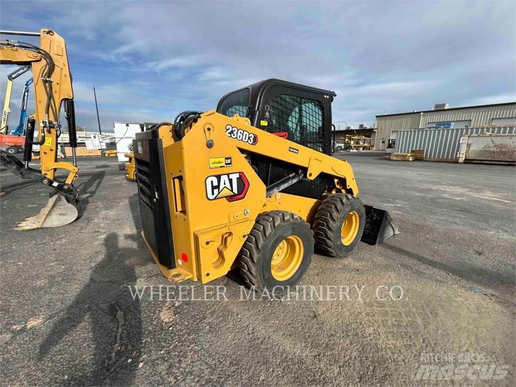 CAT 236D3 C3H2 Liukuohjatut kuormaajat