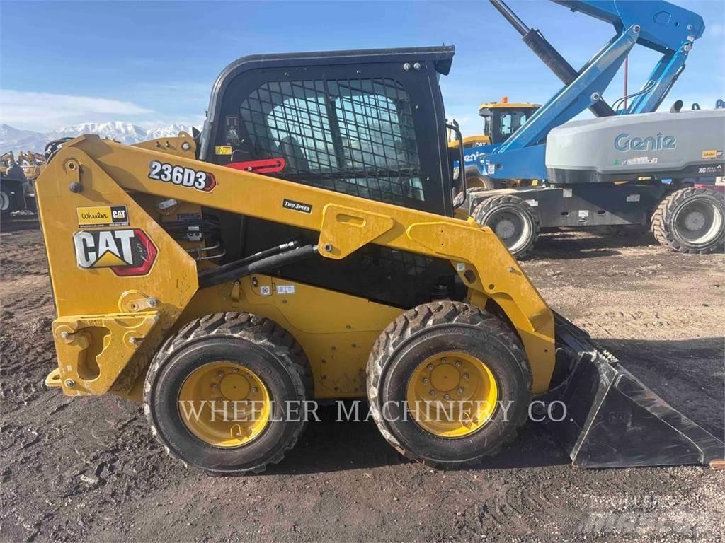 CAT 236D3 C3H2 Liukuohjatut kuormaajat