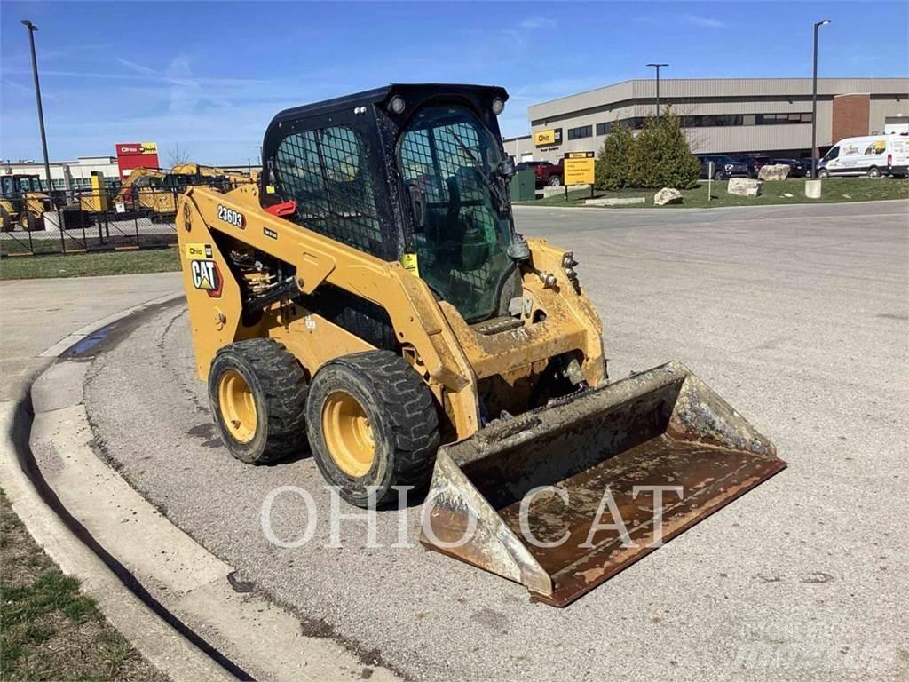 CAT 236D3 C3H2 Liukuohjatut kuormaajat