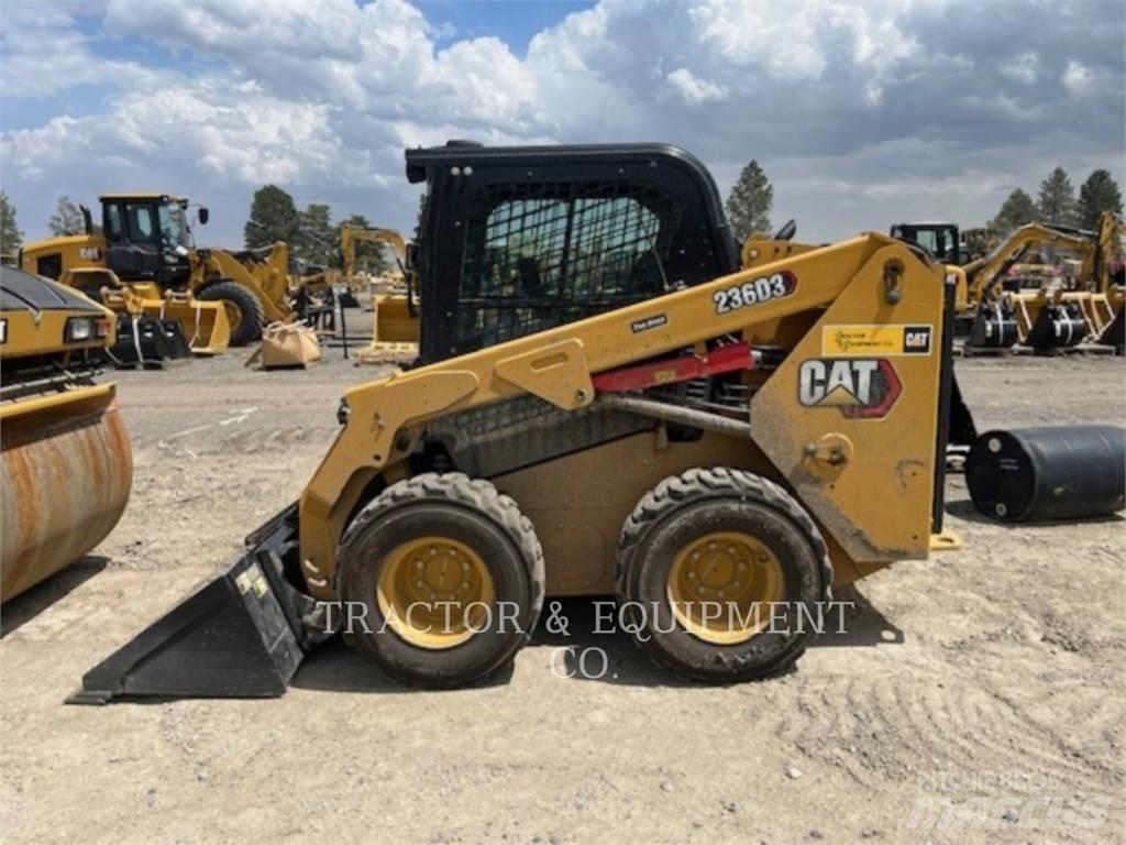 CAT 236D3 H2CB Liukuohjatut kuormaajat