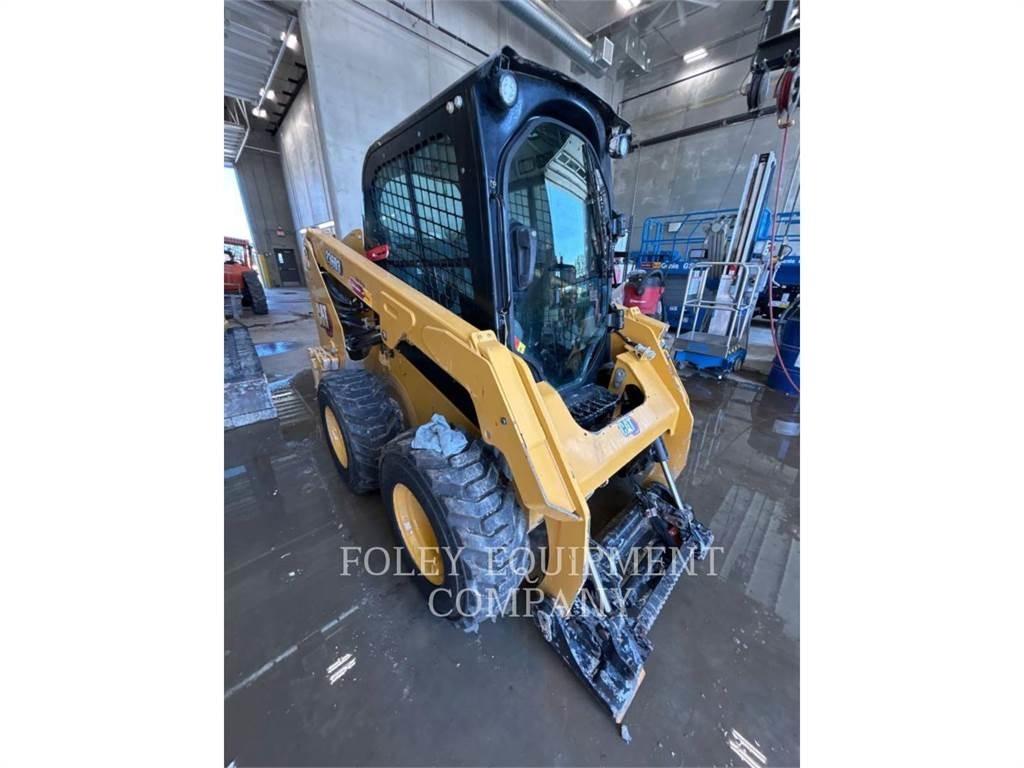 CAT 236D3STD2C Liukuohjatut kuormaajat