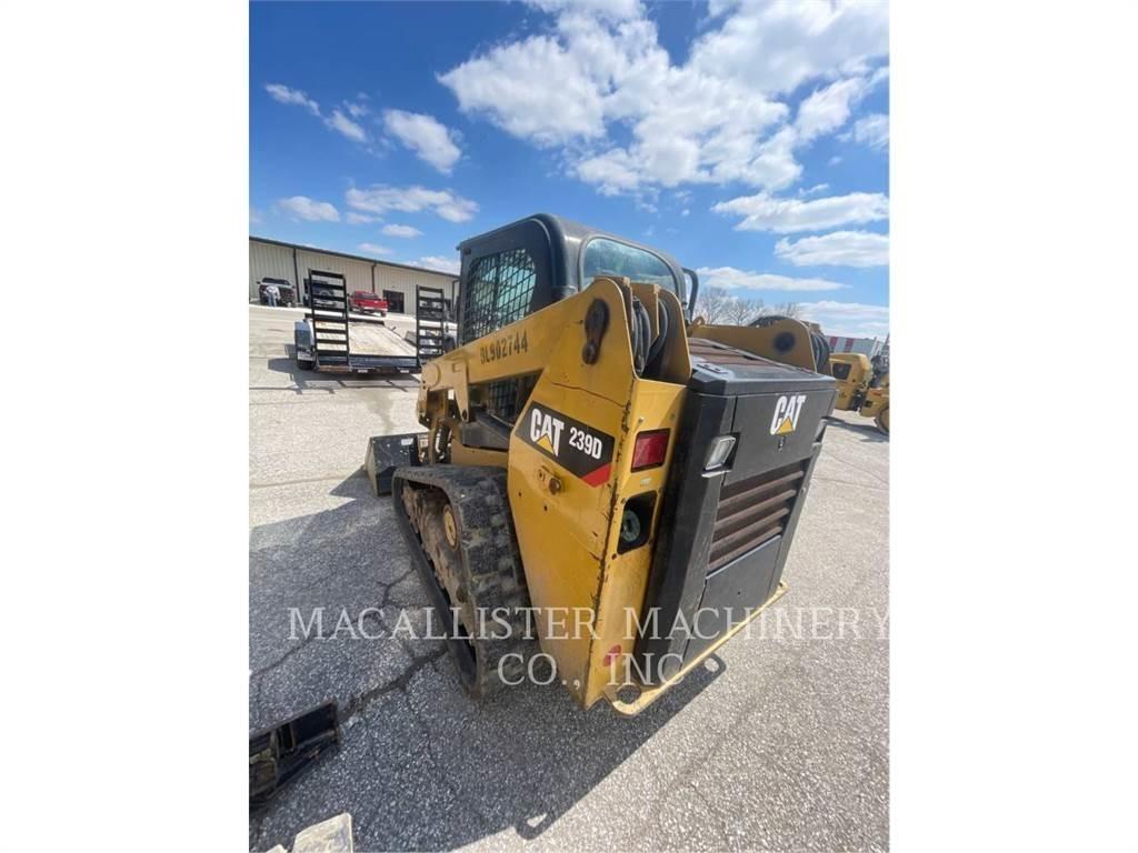 CAT 239D Telakuormaajat
