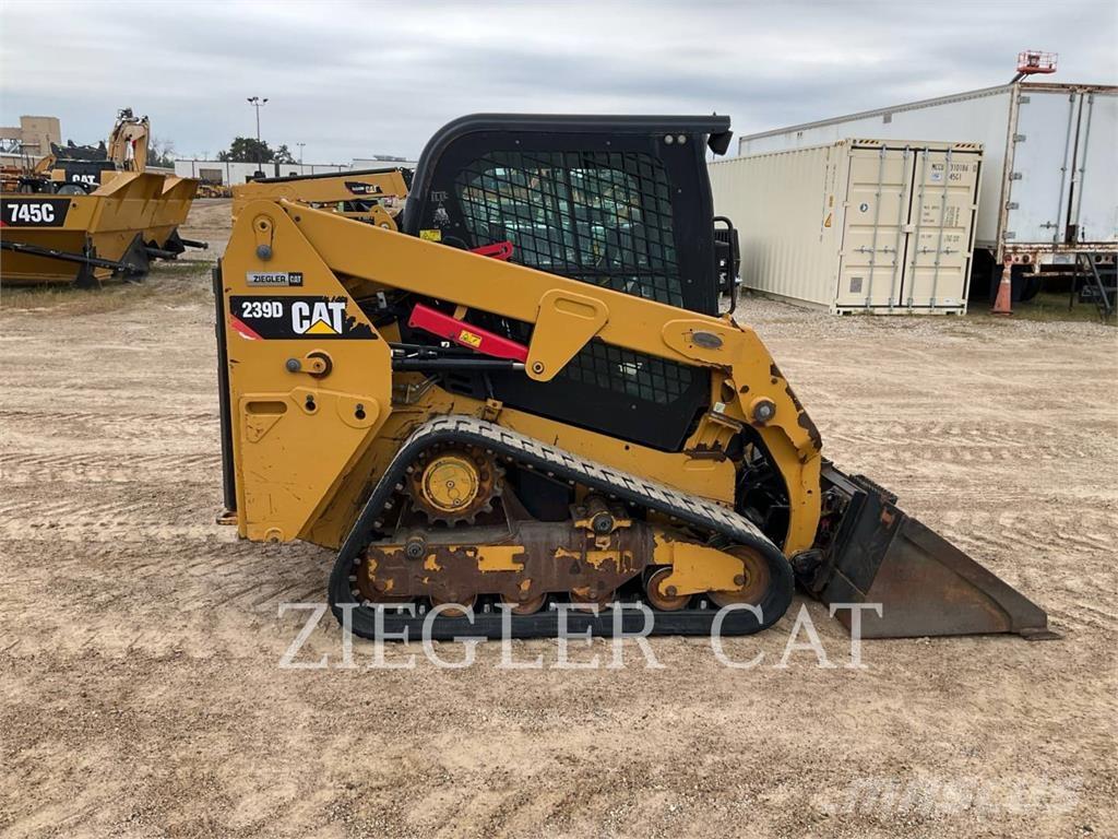 CAT 239D Telakuormaajat