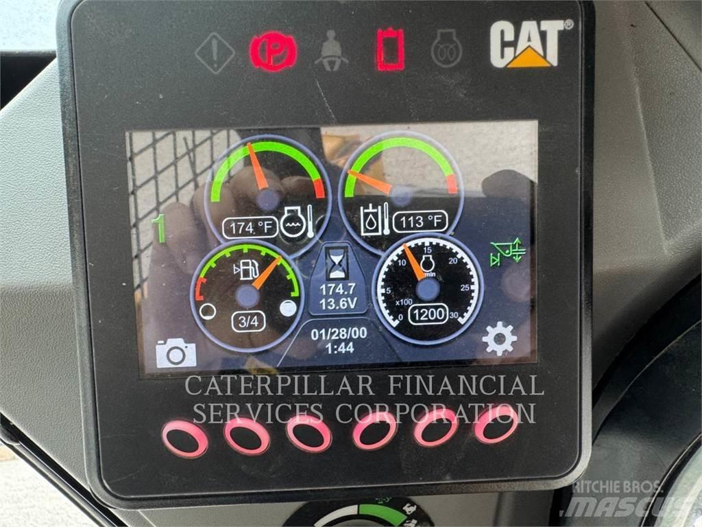 CAT 239D3 Telakuormaajat