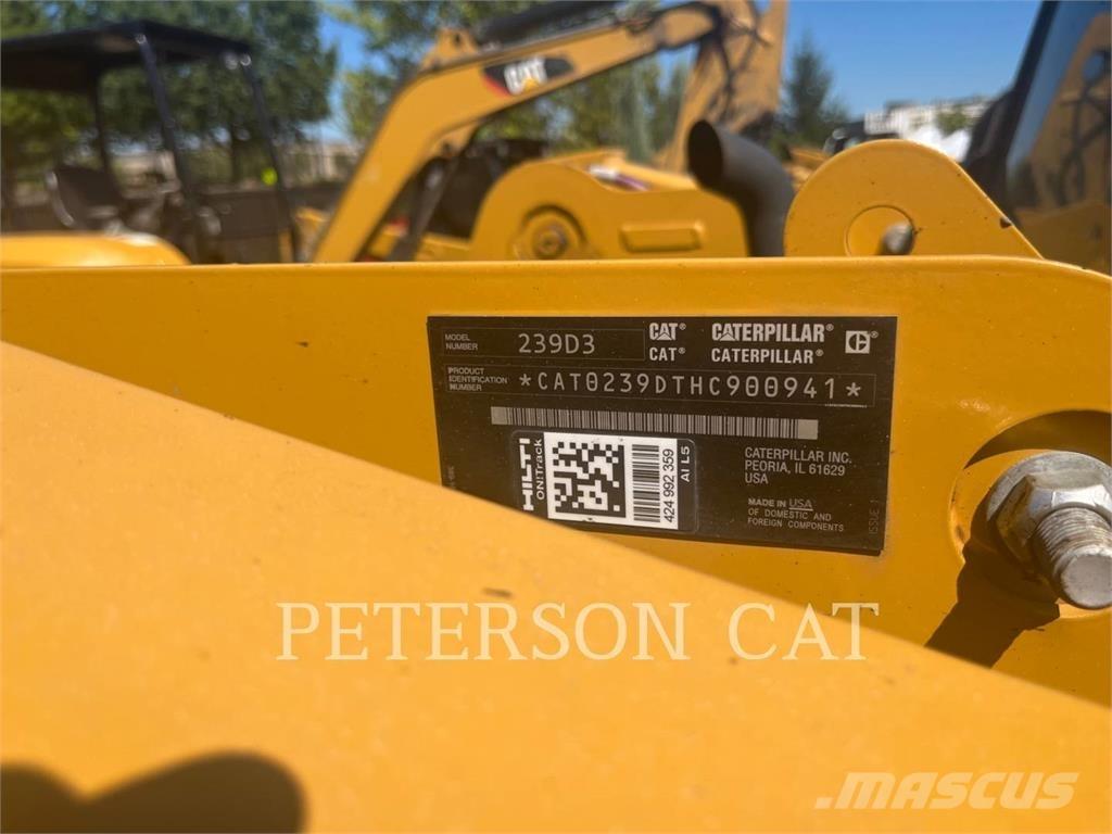 CAT 239D3 Liukuohjatut kuormaajat