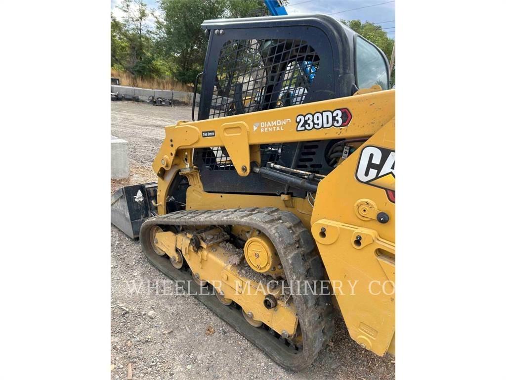 CAT 239D3 C1H2 Telakuormaajat