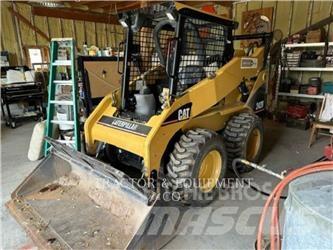 CAT 242B Liukuohjatut kuormaajat