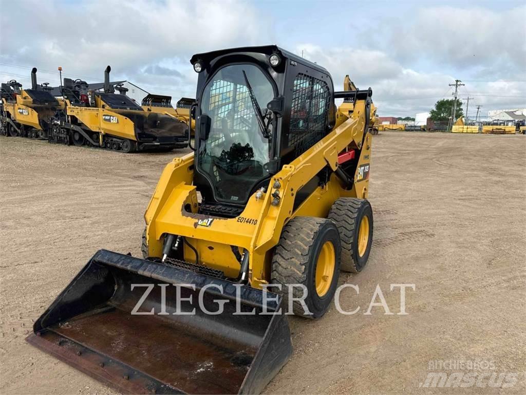 CAT 242D Liukuohjatut kuormaajat