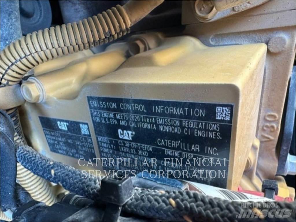 CAT 242D3 Liukuohjatut kuormaajat