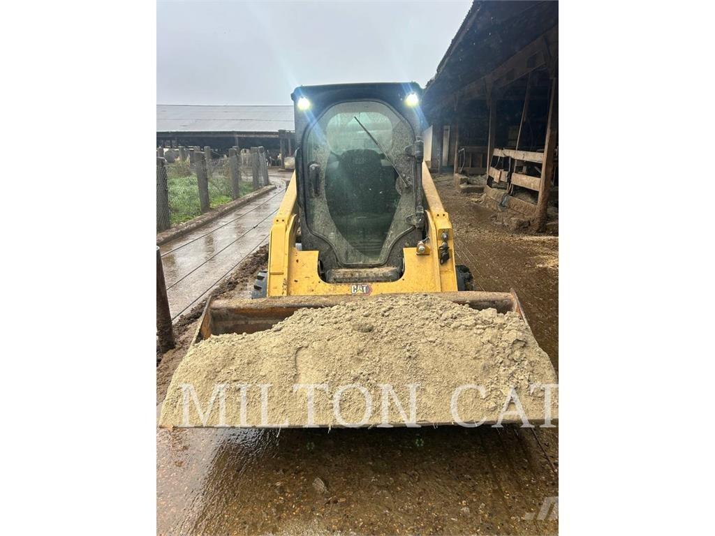 CAT 242D3 Liukuohjatut kuormaajat