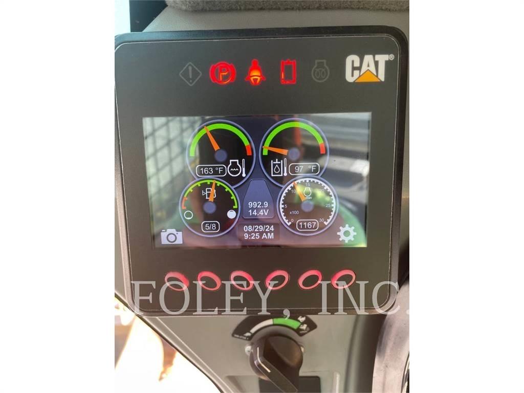 CAT 246D Liukuohjatut kuormaajat