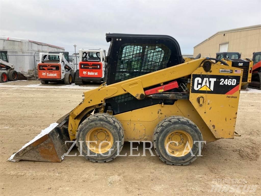 CAT 246D Liukuohjatut kuormaajat