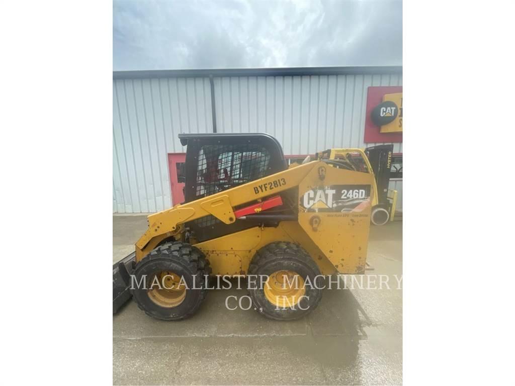 CAT 246D Liukuohjatut kuormaajat