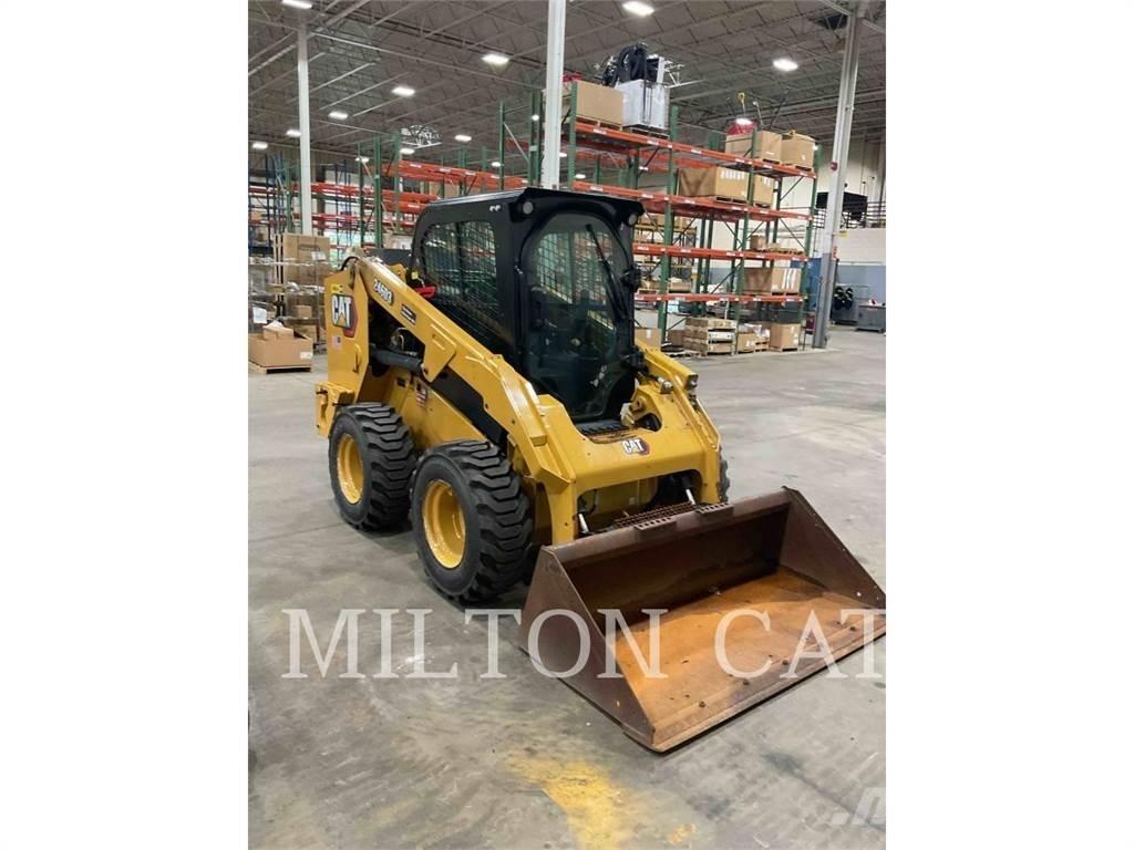 CAT 246D 3 Liukuohjatut kuormaajat