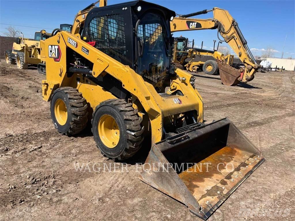 CAT 246D3 Liukuohjatut kuormaajat
