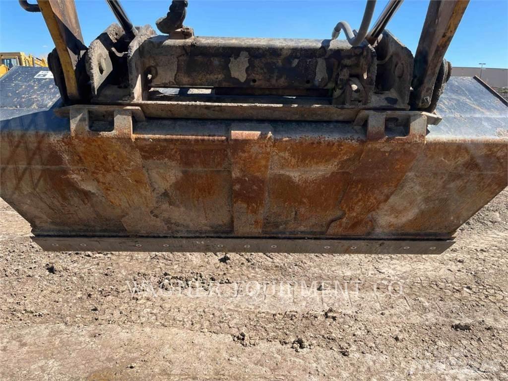 CAT 246D3 Liukuohjatut kuormaajat