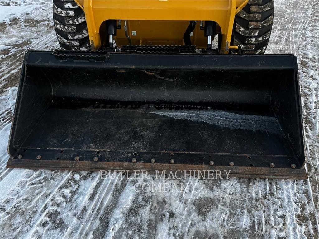 CAT 246D3 Liukuohjatut kuormaajat