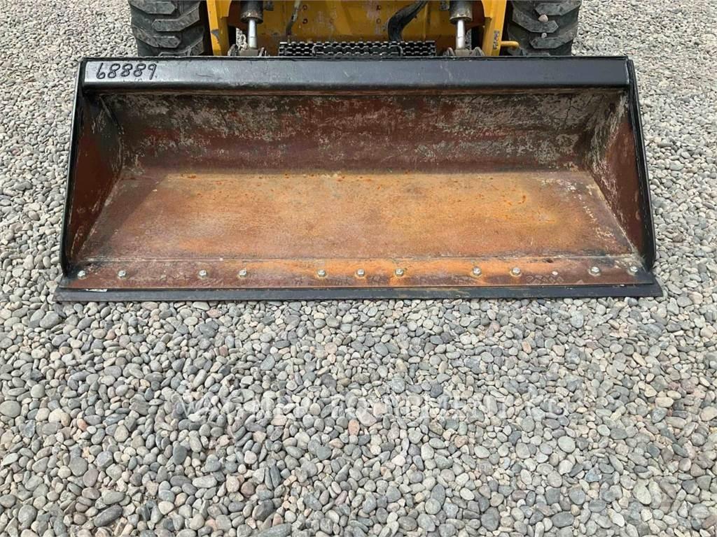 CAT 246D3 Liukuohjatut kuormaajat