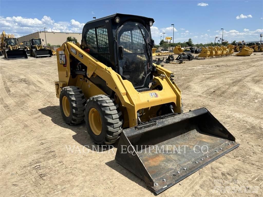 CAT 246D3 Liukuohjatut kuormaajat